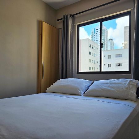 2 Quartos A 200Mts Praia Central, Garagem, Churrasqueira, Wi-Fi 90 Mbps, Pet Friendly Balneario Camboriu Luaran gambar