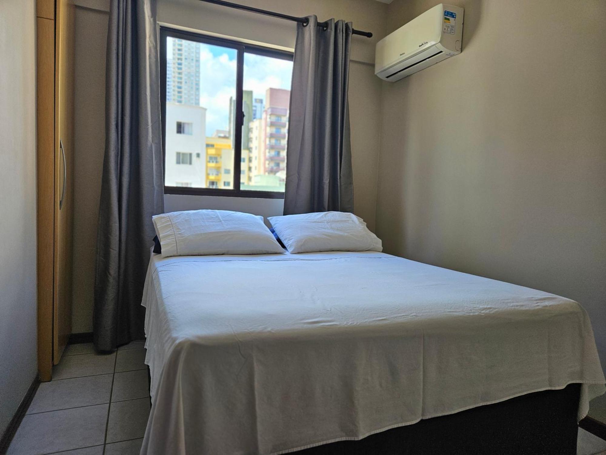 2 Quartos A 200Mts Praia Central, Garagem, Churrasqueira, Wi-Fi 90 Mbps, Pet Friendly Balneario Camboriu Luaran gambar