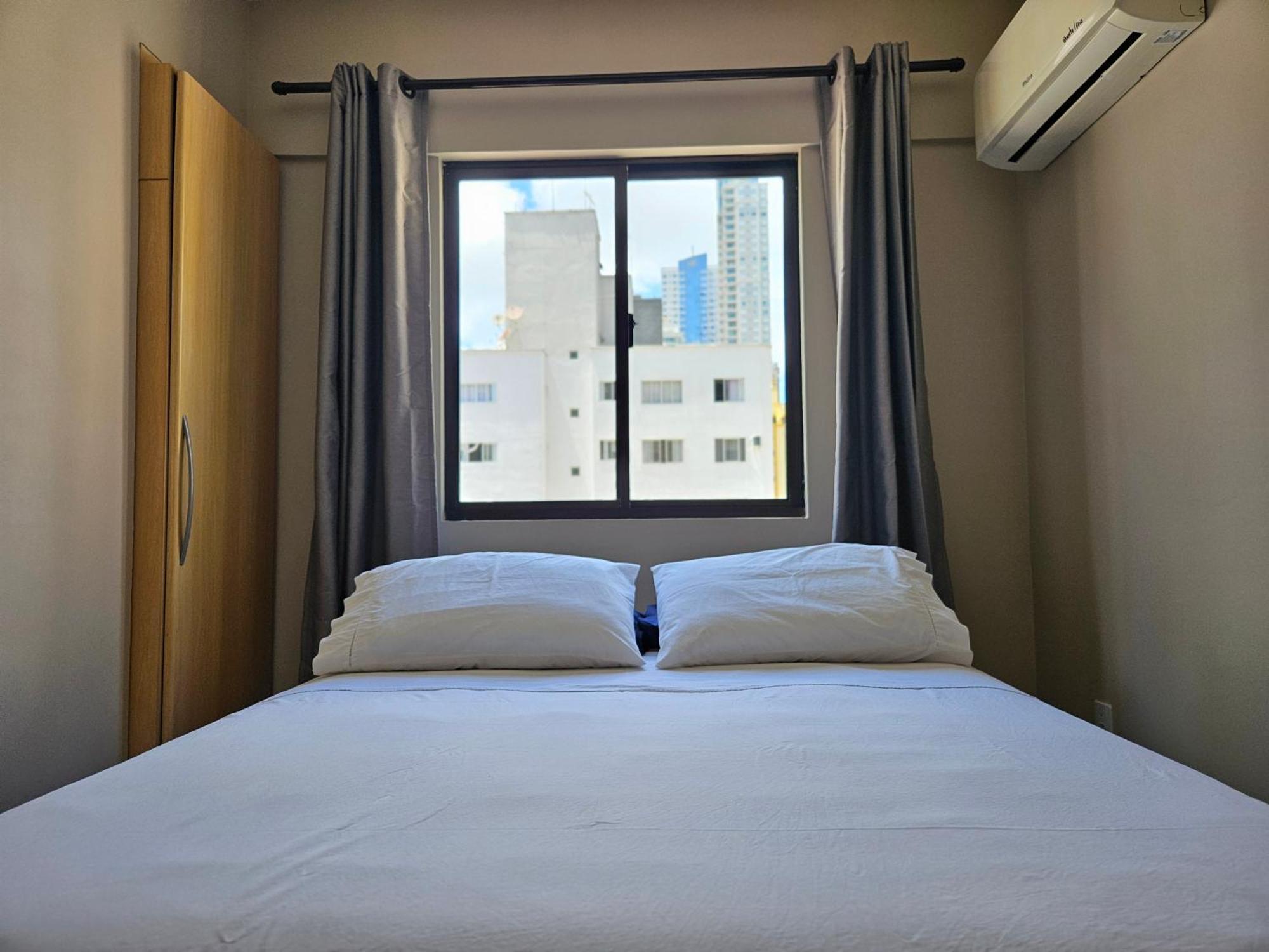 2 Quartos A 200Mts Praia Central, Garagem, Churrasqueira, Wi-Fi 90 Mbps, Pet Friendly Balneario Camboriu Luaran gambar