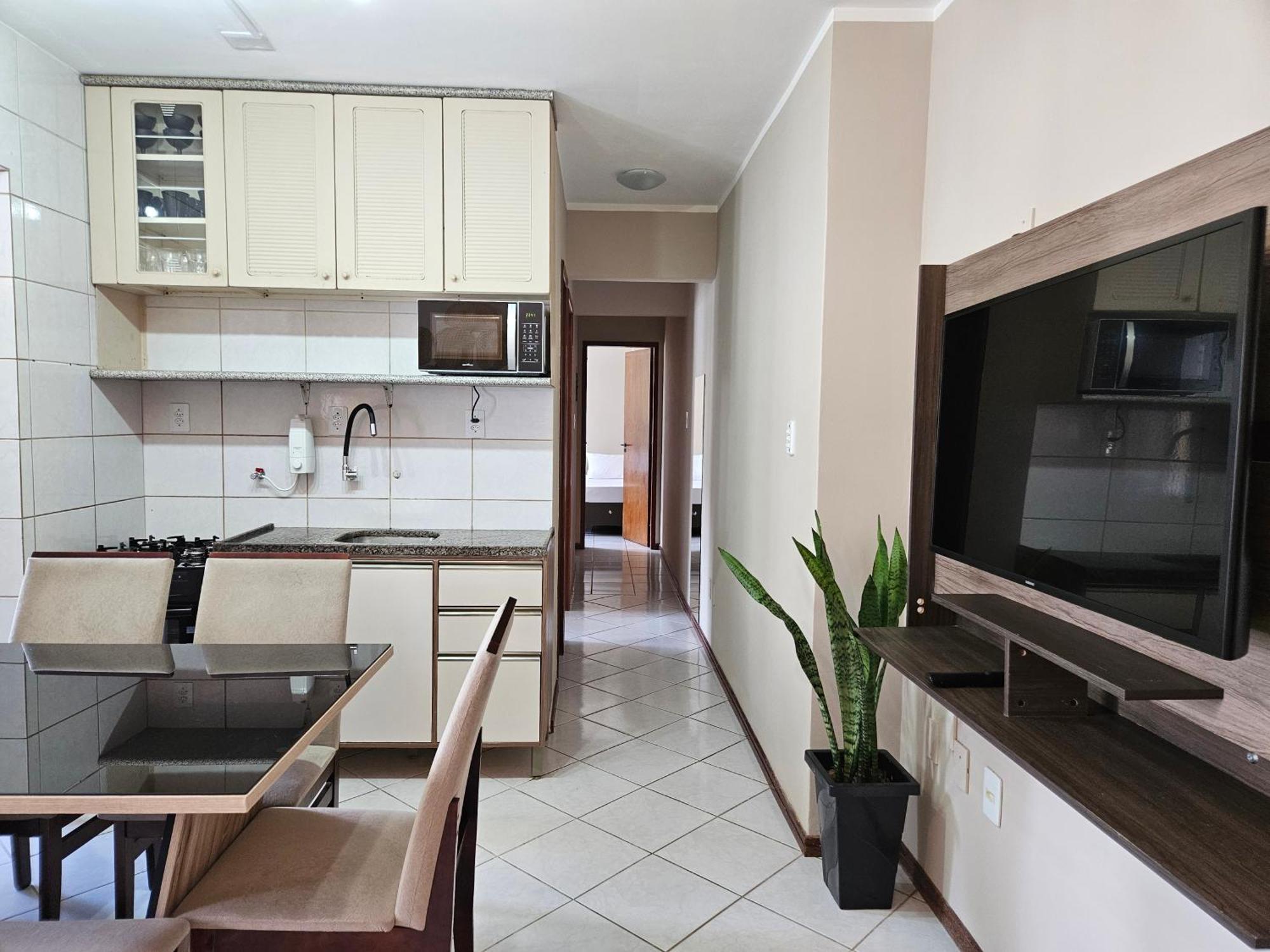 2 Quartos A 200Mts Praia Central, Garagem, Churrasqueira, Wi-Fi 90 Mbps, Pet Friendly Balneario Camboriu Luaran gambar