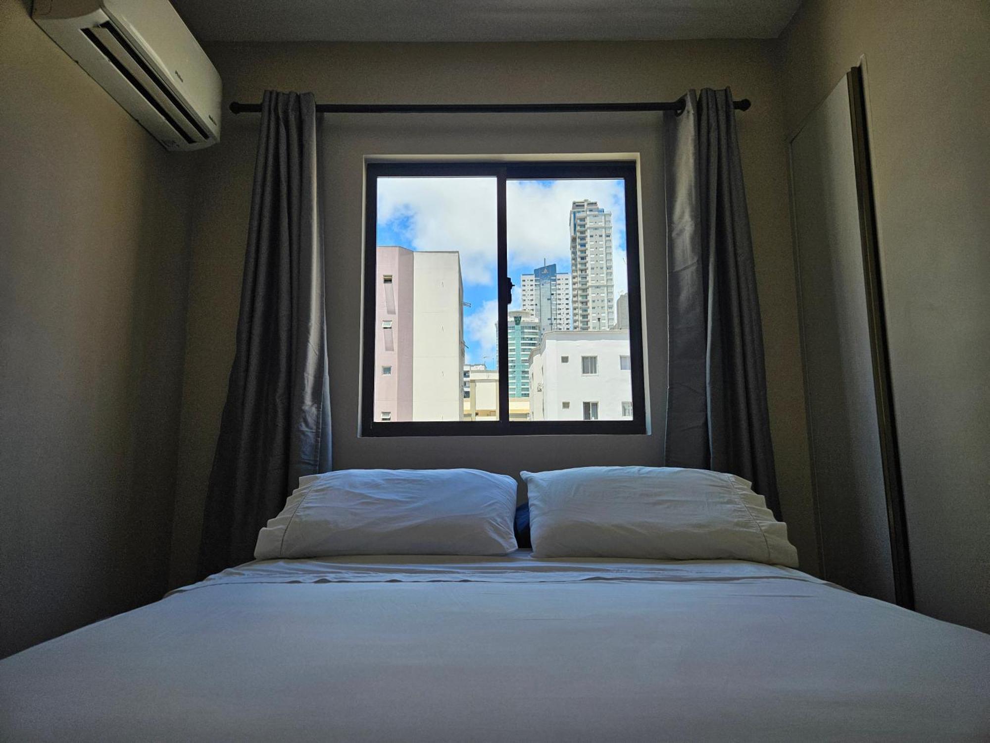 2 Quartos A 200Mts Praia Central, Garagem, Churrasqueira, Wi-Fi 90 Mbps, Pet Friendly Balneario Camboriu Luaran gambar